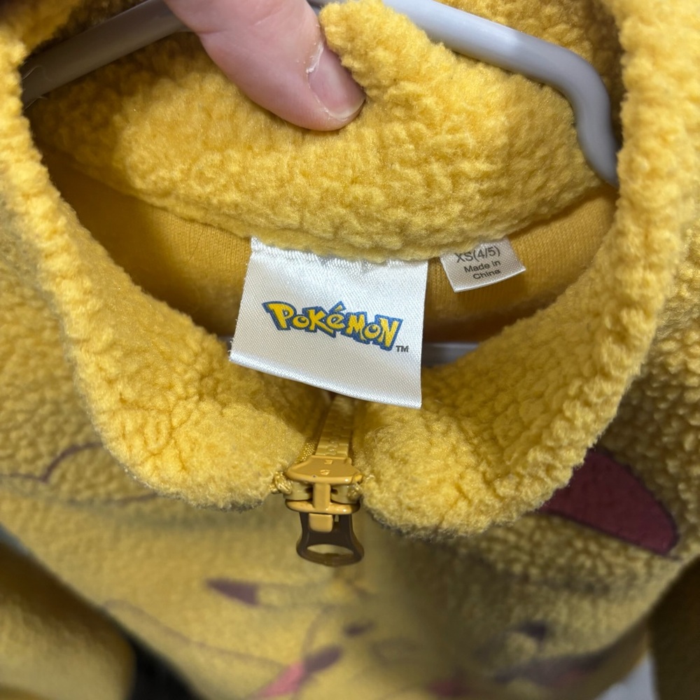 Pokemon Yellow Pikachu Sherpa Sweatshirt Pullover for Kids - Picture 5 of 7